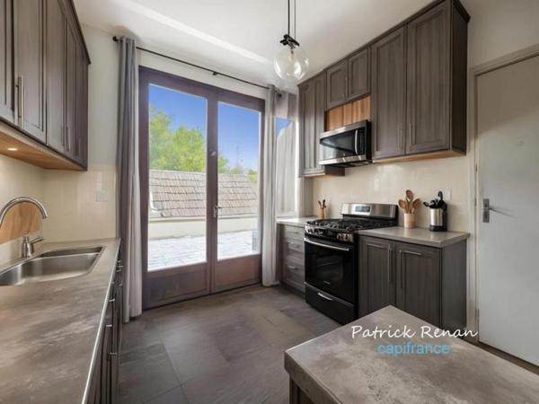 Maison à vendre 6 pièces, P6, 140 m2, FONTENAY LE FLEURY (78)