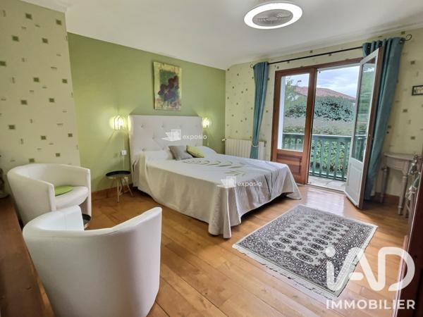 Maison à vendre 10 pièces 300 m² Urrugne