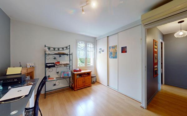 Maison à vendre    4 pièces • 90 m2 Vaulx-en-Velin