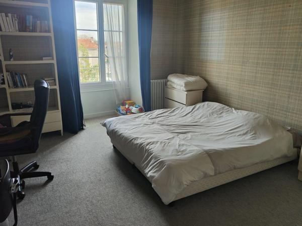 Maison à vendre 14 pièces SAINT MAIXENT L'ECOLE (79)