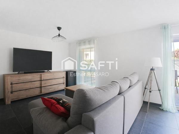 Appartement en duplex avec esprit maison – Terrasse, jardin et double garage XXL