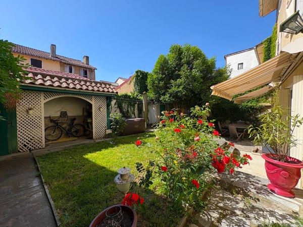 Maison à vendre 10 pièces 334M2 MIRANDE (32)