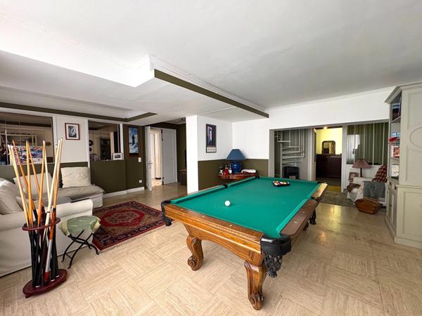 Maison à vendre 10 pièces 334M2 MIRANDE (32)