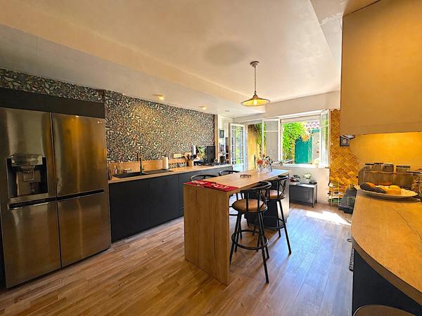 Maison à vendre 10 pièces 334M2 MIRANDE (32)