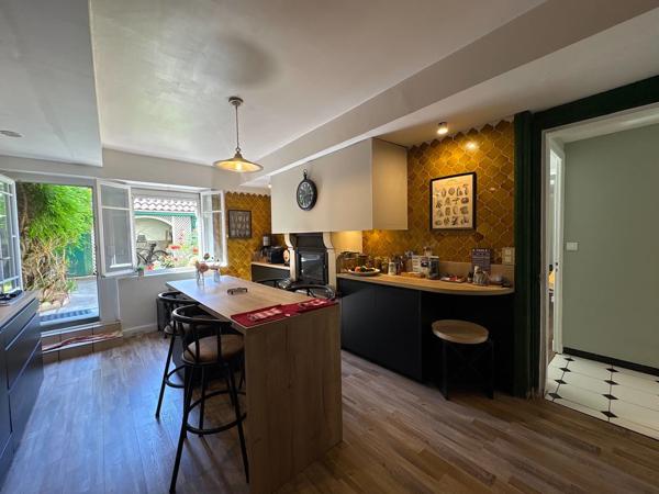 Maison à vendre 10 pièces 334M2 MIRANDE (32)