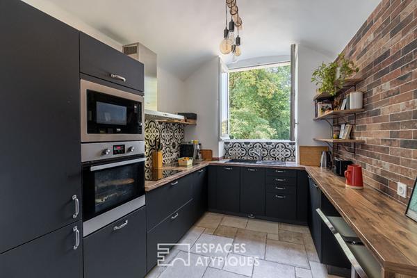Un appartement dans son écrin de verdure aux portes de NANTES, 6 pièce(s) 103 m2 (Carrez)