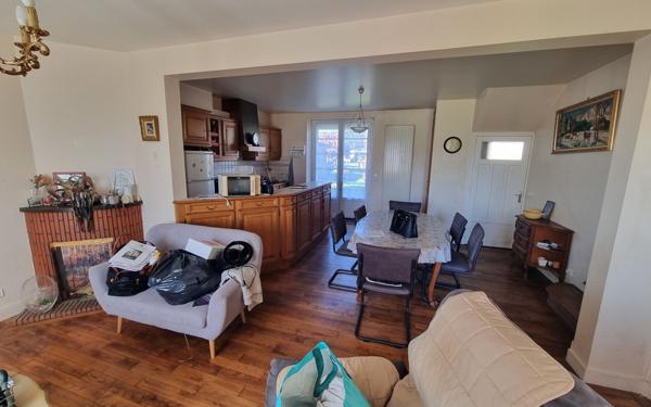 Maison à vendre    4 pièces • 80 m2 Saint-Yrieix-la-Perche