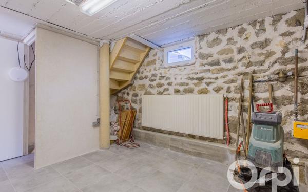 Maison à vendre    5 pièces • 139 m2 Créteil