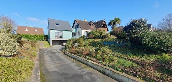 Belle propriété familiale avec un grand terrain exposé SUD à Bayeux