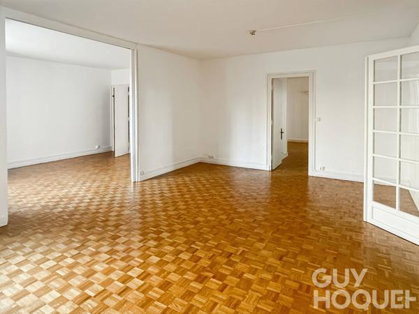 Appartement Versailles 5 pièce(s) 127 m2 avec balcon