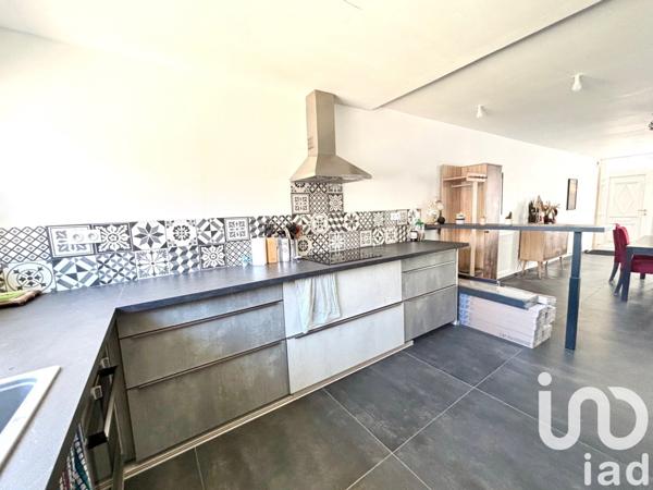 Maison à vendre 8 pièces 180 m² Saint-Gaultier