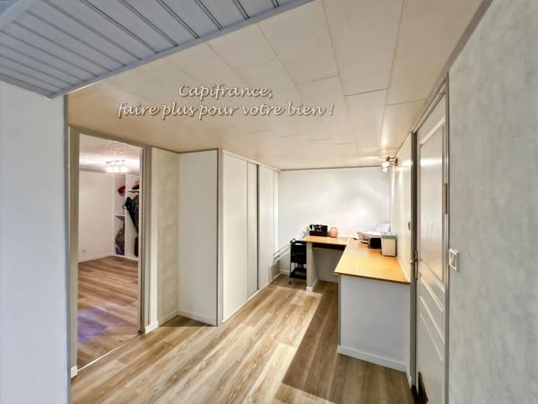 LA CLAYETTE (71) Maison à vendre,150 m², 8 pièces, 5 chambres, piscine sur terrain de 771 m²