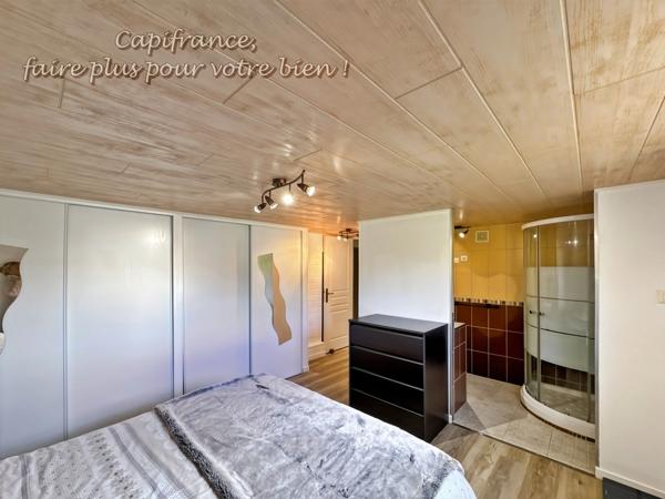 LA CLAYETTE (71) Maison à vendre,150 m², 8 pièces, 5 chambres, piscine sur terrain de 771 m²