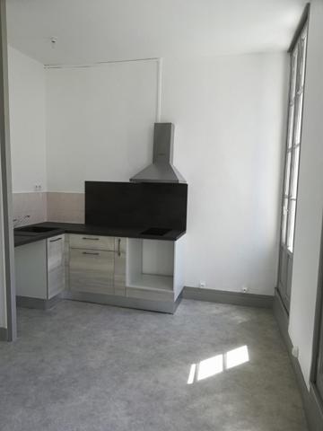 IMMEUBLE D ERAPPORT ROCHEFORT CENTRE VILLE