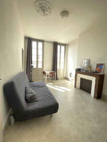 IMMEUBLE D ERAPPORT ROCHEFORT CENTRE VILLE