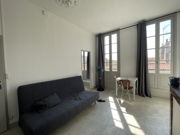 IMMEUBLE D ERAPPORT ROCHEFORT CENTRE VILLE