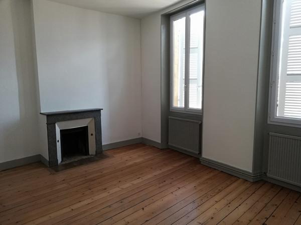 IMMEUBLE D ERAPPORT ROCHEFORT CENTRE VILLE