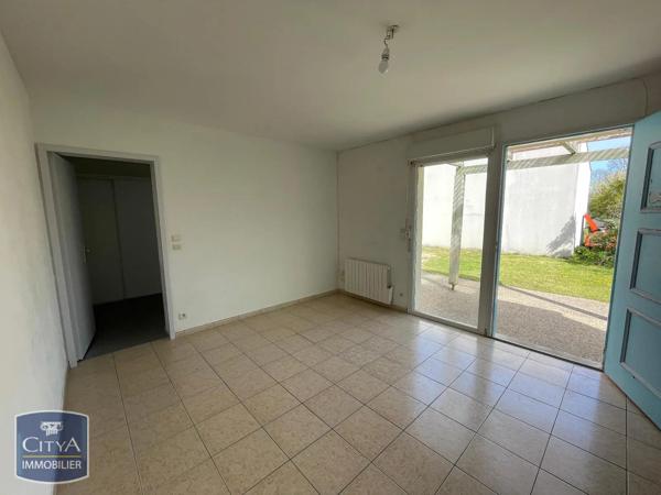 Maison à louer 2 pièces 39.78m² Thénac (17460)