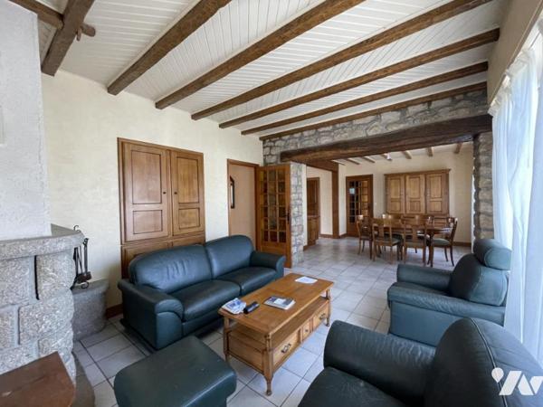 Ploemel bourg - Grande maison familiale.