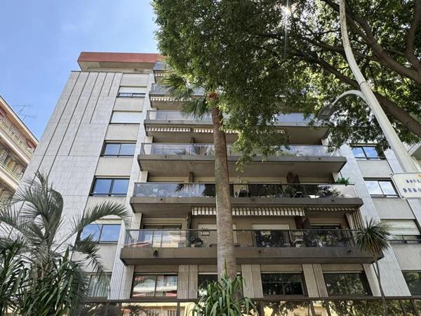 Parking / Box à vendre à Nice (06000)