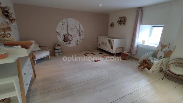 Maison à vendre de 270 m² - centre village aux portes de Bar le Duc avec terrain clos de 1460 m² -