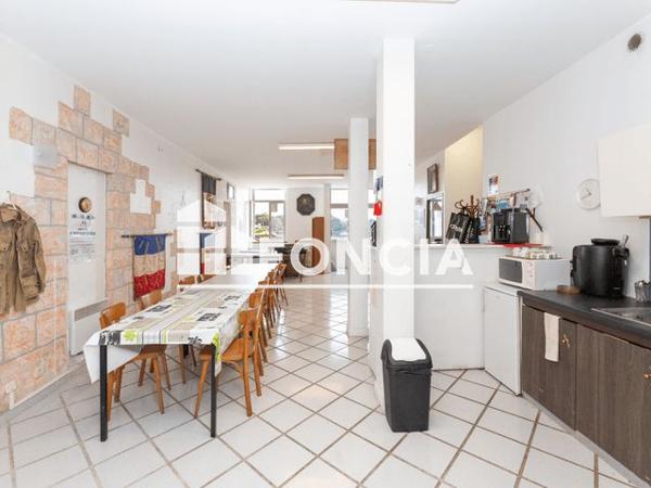 À vendre Local commercial 82 m² - Bayonne 64100
