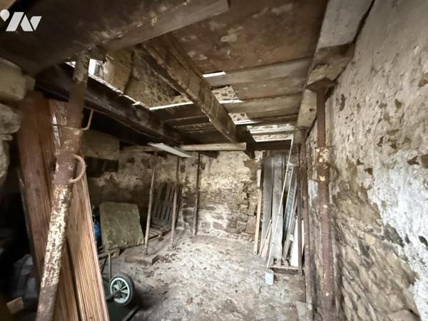 PLERGUER MAISON A RENOVER  + DEPENDANCES + GARAGE ET JARDIN 