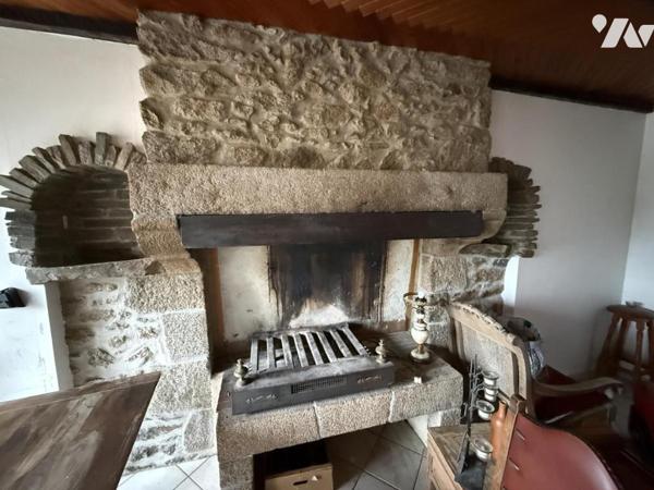 PLERGUER MAISON A RENOVER  + DEPENDANCES + GARAGE ET JARDIN 