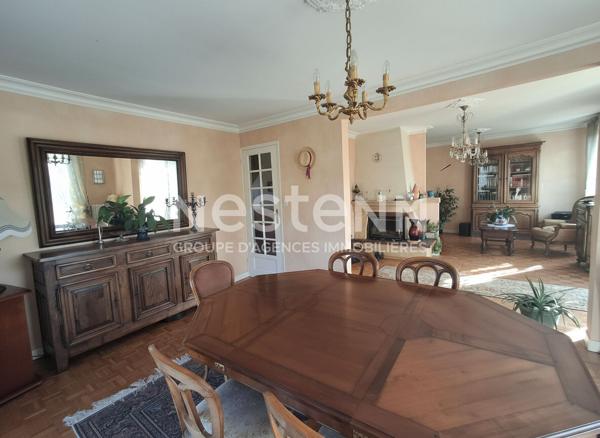 Maison à vendre à Elven de 131 m² sur un terrain constructible de 2000 m² environ Morbihan Bretagne