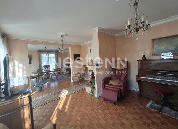 Maison à vendre à Elven de 131 m² sur un terrain constructible de 2000 m² environ Morbihan Bretagne