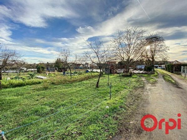 Terrain à vendre    Saint-Amand-Montrond