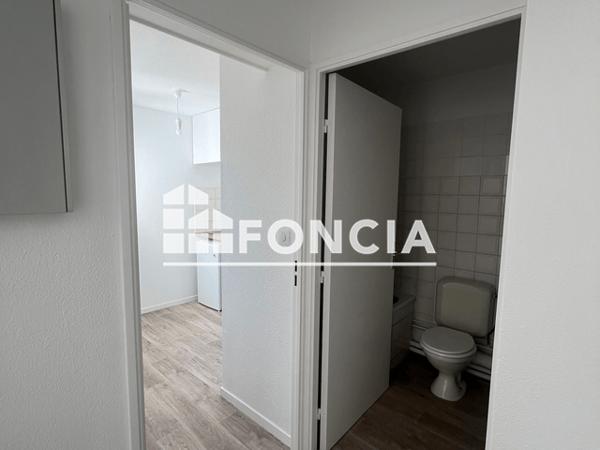 Location Studio 27.29 m² - 56 RUE DONISSAN Bordeaux 33000
