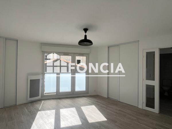 Location Studio 27.29 m² - 56 RUE DONISSAN Bordeaux 33000