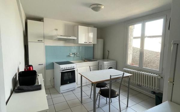 Appartement à louer    3 pièces •  Tours