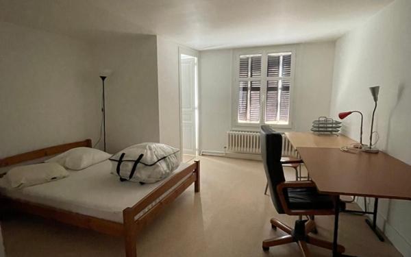 Appartement à louer    3 pièces •  Tours