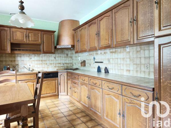 Maison traditionnelle 5 pièces de 174 m² à Troyes (10000)