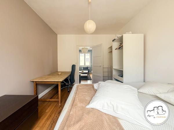 Doutre - appartement 44m2 avec balcon et place de parking