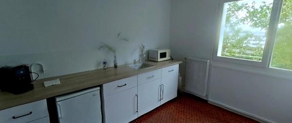 Lormont, proche Lycée Les Iris