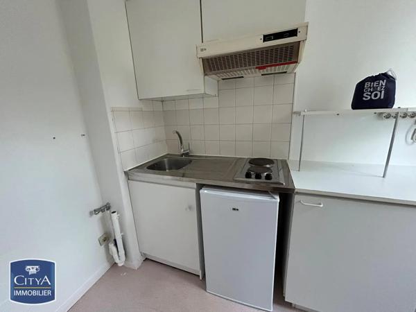 Appartement à louer 2 pièces 29.8m² Alençon (61000)
