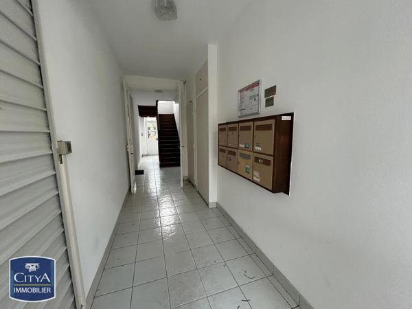 Appartement à louer 2 pièces 29.8m² Alençon (61000)