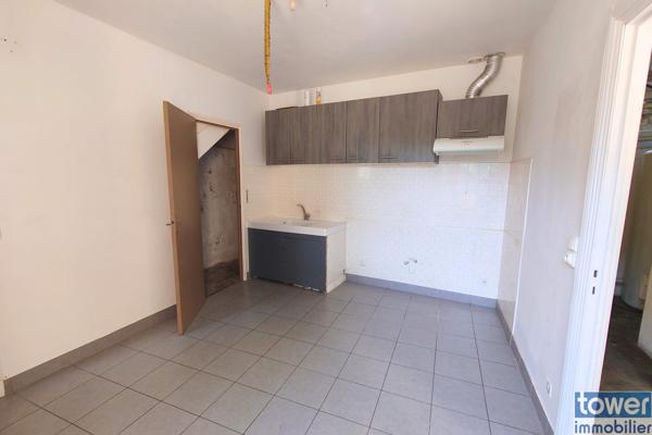 JOLIE MAISON EN PIERRE 83 m2