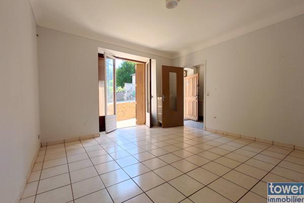 JOLIE MAISON EN PIERRE 83 m2