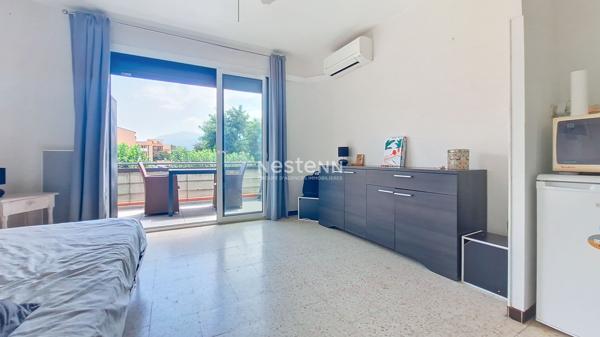 Agréable studio cabine de 24m2 à Argelès sur mer avec grande terrasse dernier étage