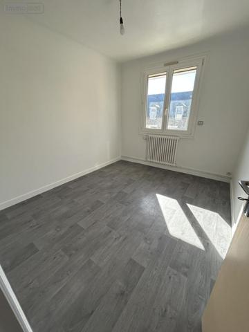 Appartement à louer à Yffiniac dans les Côtes-d'Armor (22120), ref : 22007-L9