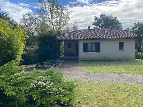 47300 VILLENEUVE SUR LOT Charmante maison semi enterrée à Villeneuve-sur-Lot dans quartier recherché