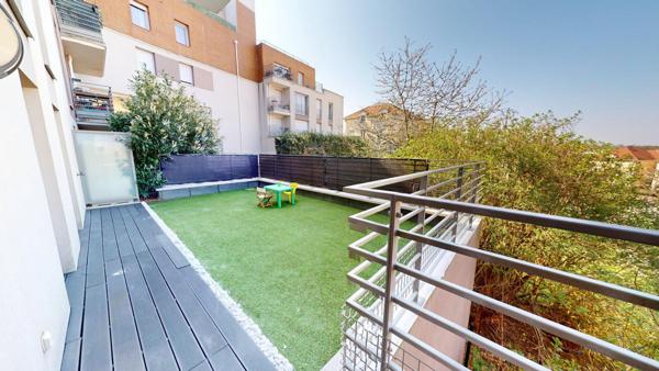 Appartement Noisy Le Sec 4 pièce(s) 74 m2