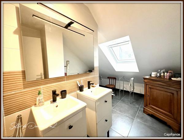 HYPER CENTRE VILLE AVEC GARAGE