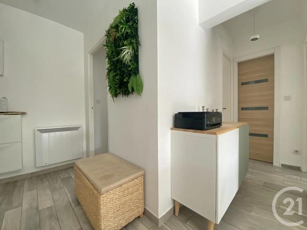Appartement F3 à vendre  3 pièces - 53,06 m 2   ST CYR SUR MER  - 83