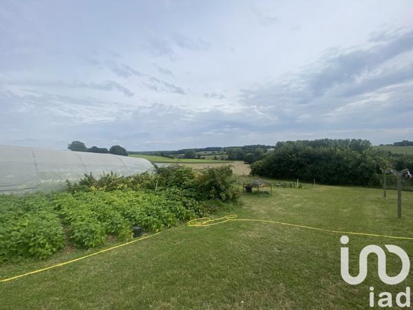 Maison traditionnelle 15 pièces de 400 m² à Mayet (72360)