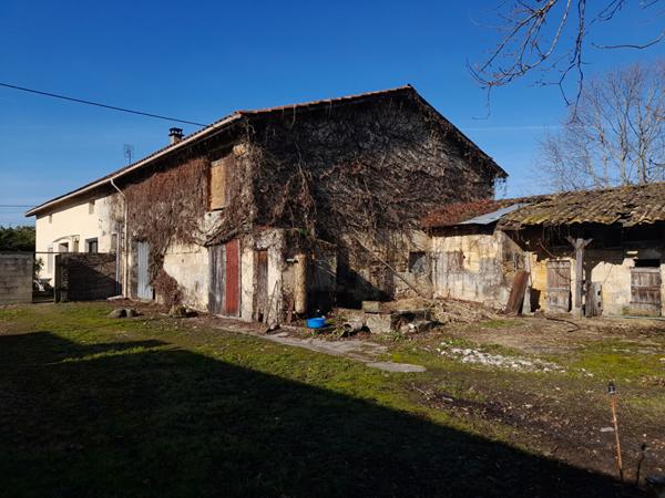 Maison à vendre à Saint Médard de Guizières - Référence 2056